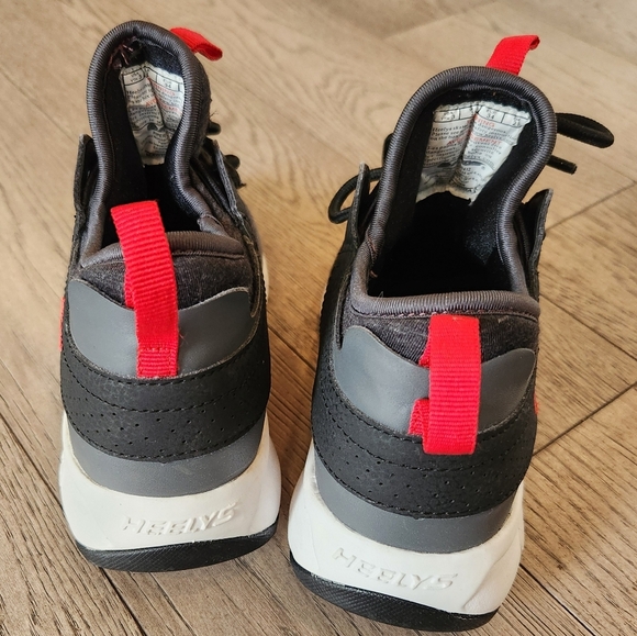 Heelys Piper Roller Skate Shoes Sneakers With Wheels Size Youth 3 Grey Black Red - Picture 2 of 7